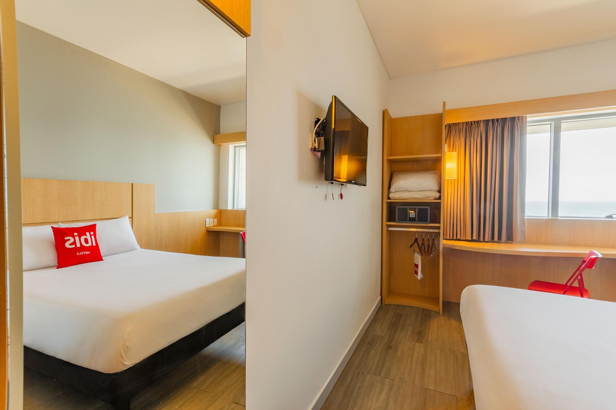 Ibis Cartagena Marbella Hotel Exterior photo
